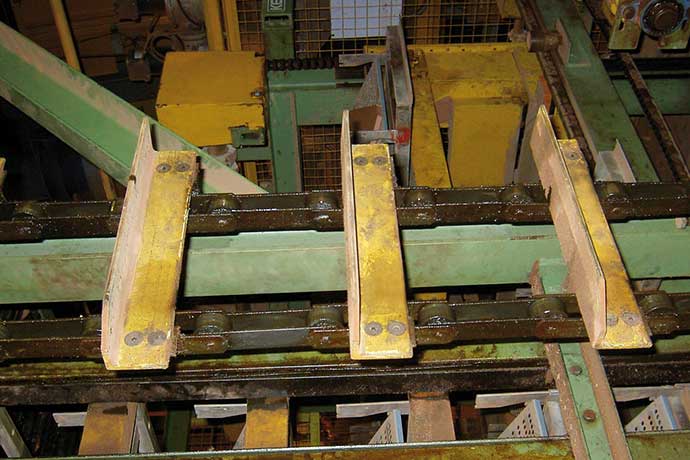 Metric Steel Conveyor Chains – DIN 8165